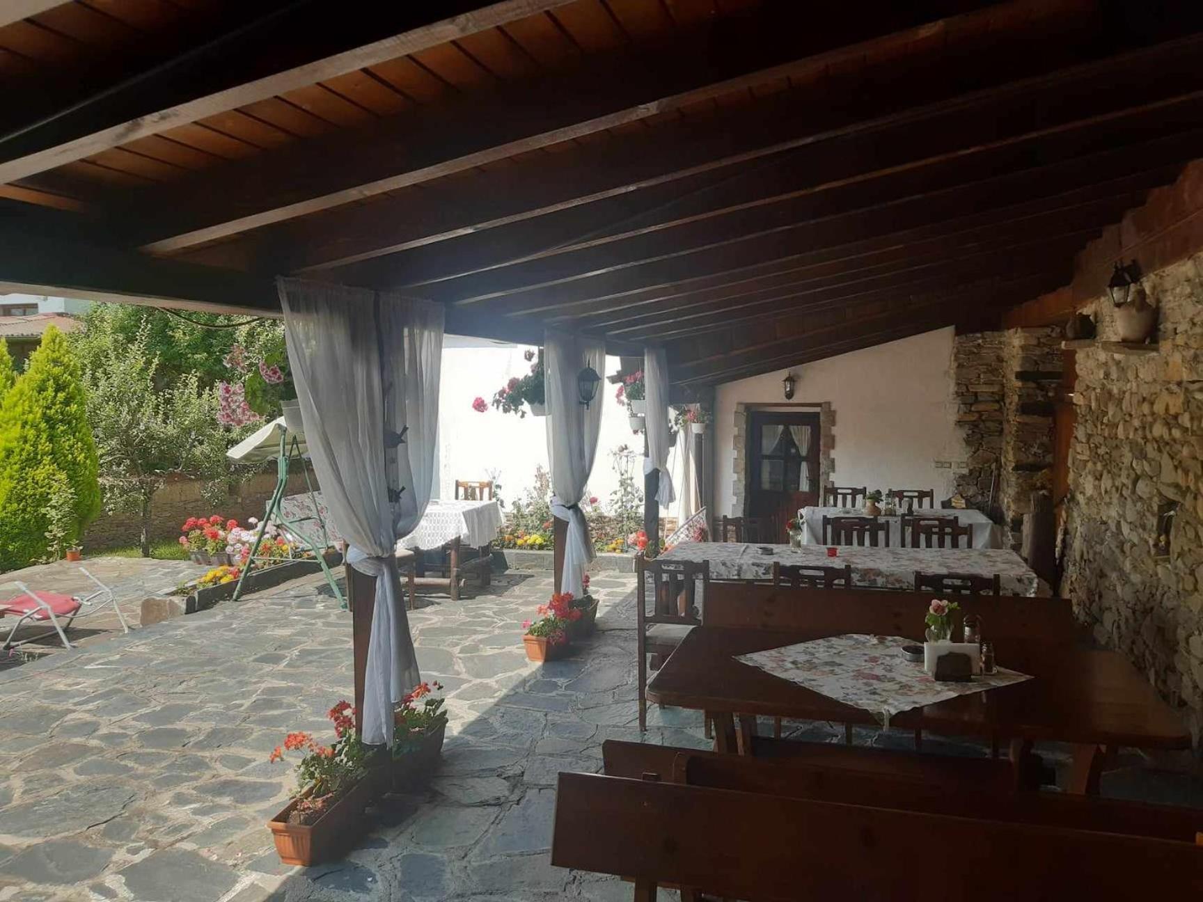 Guest House Popov Marchevo Ngoại thất bức ảnh