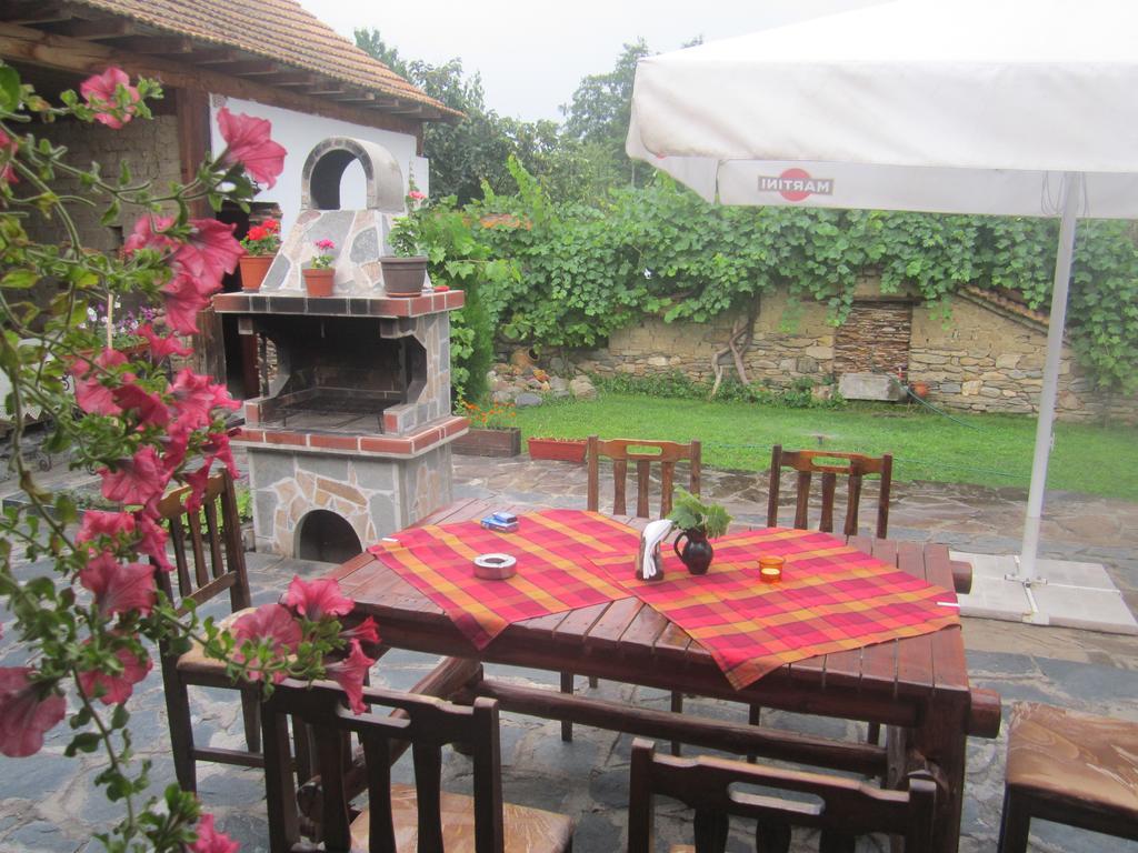 Guest House Popov Marchevo Ngoại thất bức ảnh
